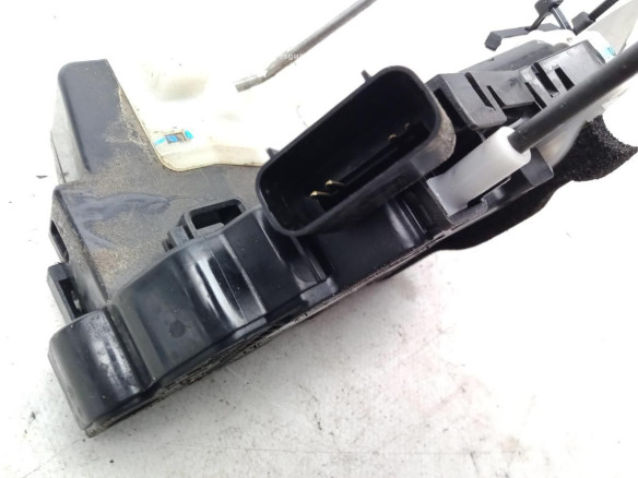 81320C8040 CERRADURA PUERTA LAT DEL DER HYUNDAI i20 (GB)|Desguaces La Cabaña
