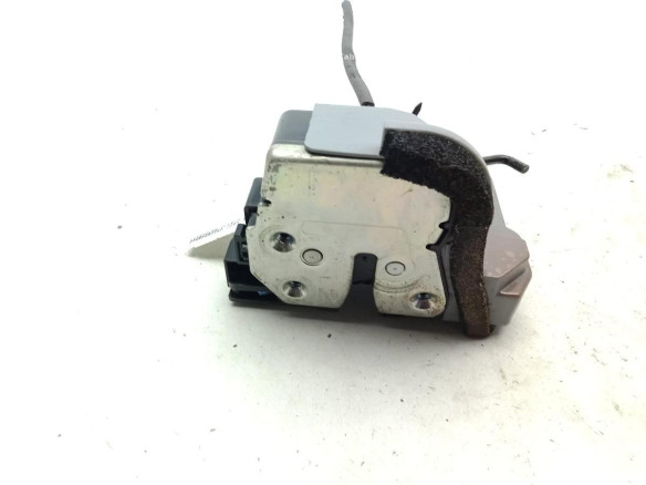 81410C8020 CERRADURA PUERTA LAT TRA IZQ HYUNDAI i20 (GB)|Desguaces La Cabaña