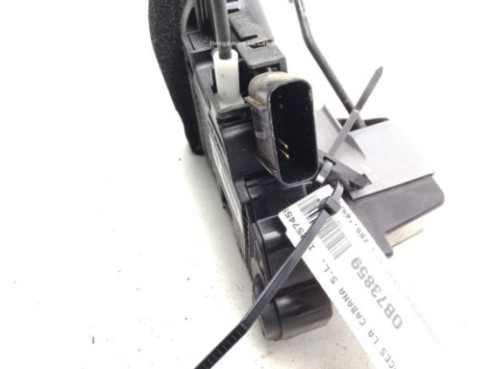 81410C8020 CERRADURA PUERTA LAT TRA IZQ HYUNDAI i20 (GB)|Desguaces La Cabaña