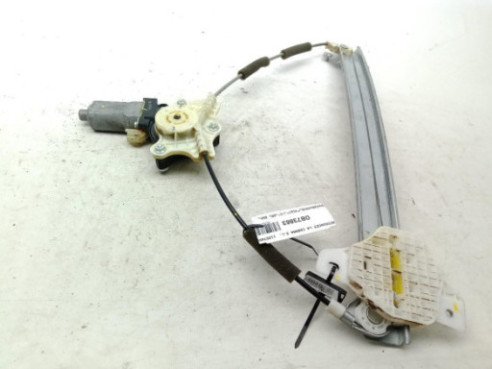 82404C7010 ELEVALUNAS PUERTA LAT DEL DER HYUNDAI i20 (GB)|Desguaces La Cabaña
