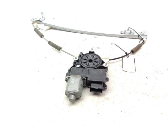 82403C7010 ELEVALUNAS PUERTA LAT DEL IZQ HYUNDAI i20 (GB)|Desguaces La Cabaña