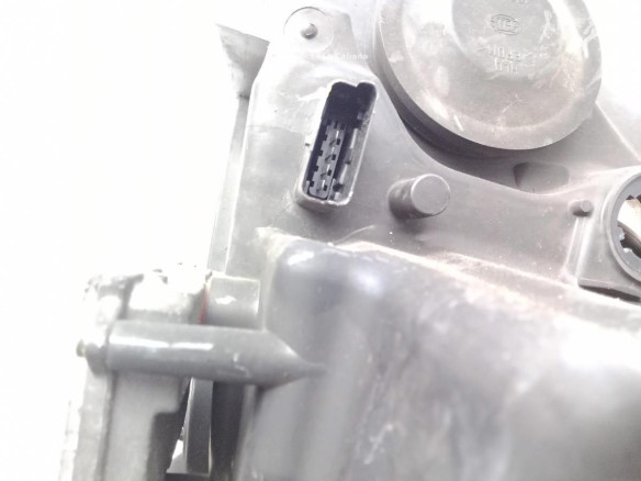 7701064139 FARO DERECHO RENAULT GRAND SCENIC II (JM0/1_)|Desguaces La Cabaña