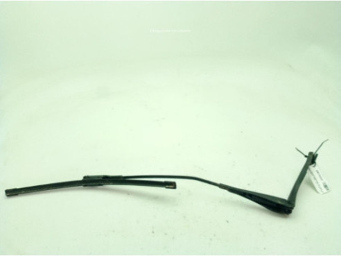 726047404 BRAZO LIMPIAPARABRISAS DEL DER BMW 4 Gran Coupe (F36)|Desguaces La Cabaña