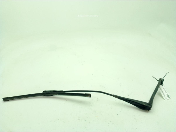 726047404 BRAZO LIMPIAPARABRISAS DEL DER BMW 4 Gran Coupe (F36)|Desguaces La Cabaña