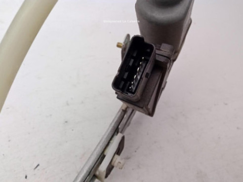 8200305721 ELEVALUNAS PUERTA LAT TRA DER RENAULT LAGUNA II (BG0/1_)|Desguaces La Cabaña