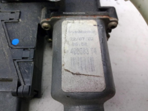 8200305721 ELEVALUNAS PUERTA LAT TRA DER RENAULT LAGUNA II (BG0/1_)|Desguaces La Cabaña