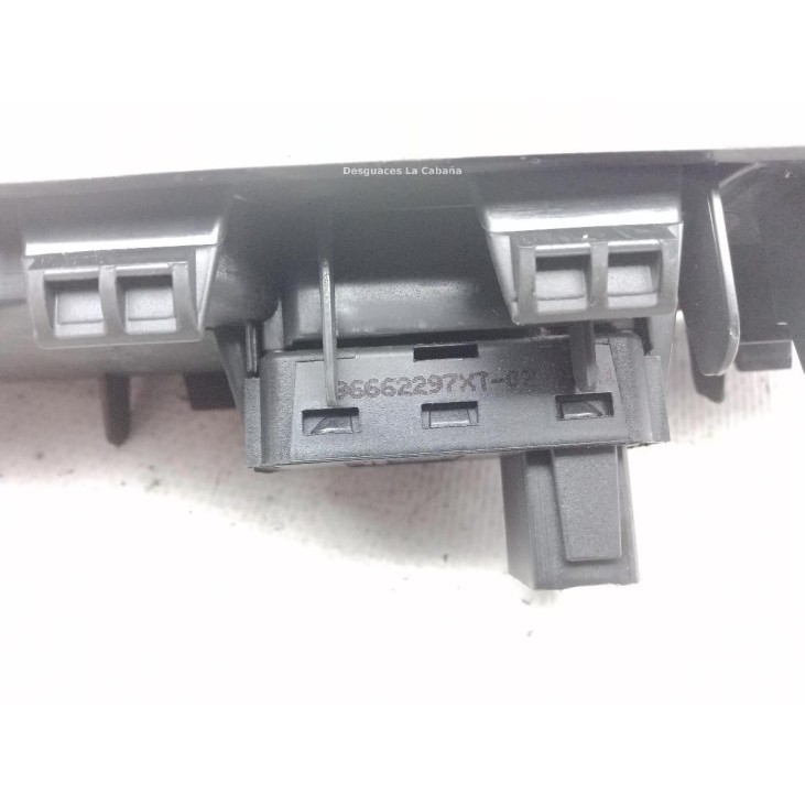 96662297XT MANDO ELEVALUNAS PUERTA LAT DEL DER PEUGEOT 5008 |Desguaces La Cabaña