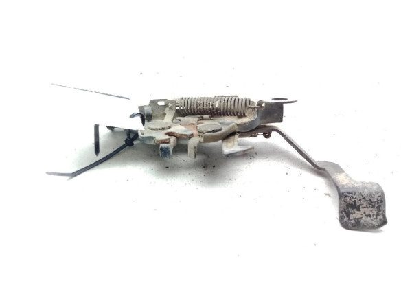 CERRADURA CAPO NISSAN TERRANO II (R20)|Desguaces La Cabaña