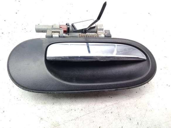 MANILLA PUERTA LAT TRA DER EXT NISSAN ALMERA II Hatchback (N16)|Desguaces La Cabaña