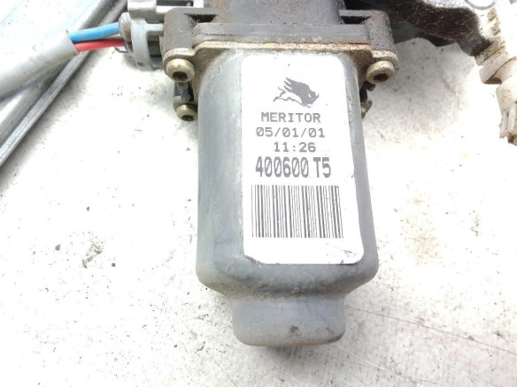 ELEVALUNAS PUERTA LAT DEL DER NISSAN ALMERA II Hatchback (N16)|Desguaces La Cabaña
