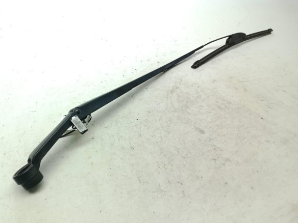 98321C8000 BRAZO LIMPIAPARABRISAS DEL DER HYUNDAI i20 (GB)|Desguaces La Cabaña