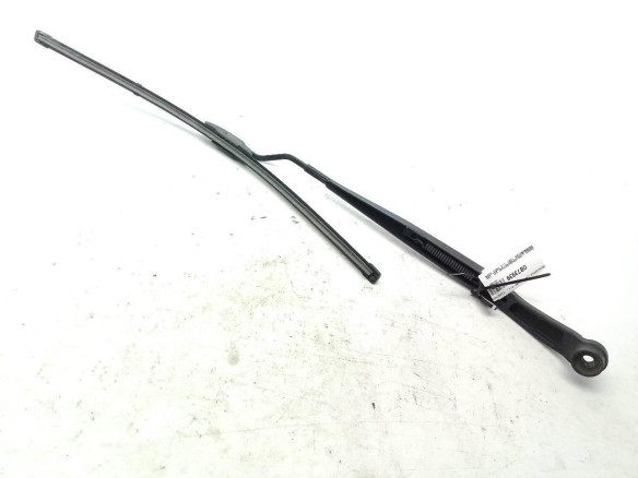 98311C8010 BRAZO LIMPIAPARABRISAS DEL IZQ HYUNDAI i20 (GB)|Desguaces La Cabaña