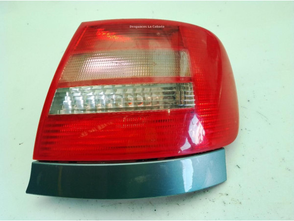 PILOTO TRA DER EXT AUDI A4 (8D2, B5)|Desguaces La Cabaña