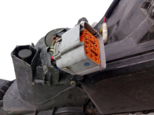 FARO DERECHO SUBARU LEGACY V Ranchera familiar (BR)|Desguaces La Cabaña