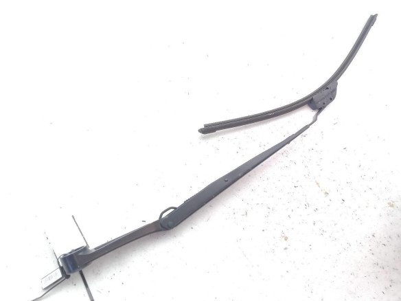 983103U000 BRAZO LIMPIAPARABRISAS DEL IZQ KIA SPORTAGE (SL)|Desguaces La Cabaña