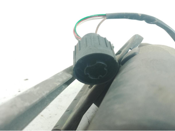 8357708 MOTOR LIMPIAPARABRISAS DEL BMW 3 (E36)|Desguaces La Cabaña