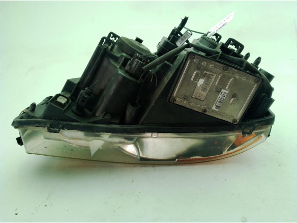30678187 FARO DERECHO VOLVO XC90 I (275)|Desguaces La Cabaña