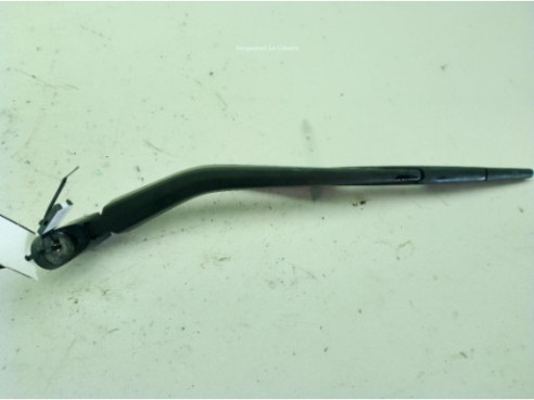 61617241985 BRAZO LIMPIAPARABRISAS TRA PORTÓN BMW 1 (F20)|Desguaces La Cabaña