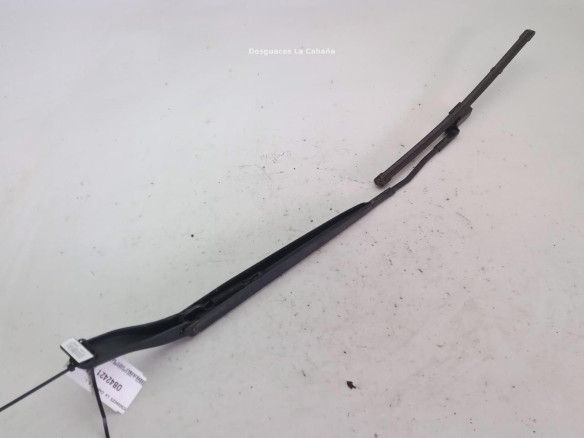 9822931880 BRAZO LIMPIAPARABRISAS DEL DER OPEL CORSA F|Desguaces La Cabaña