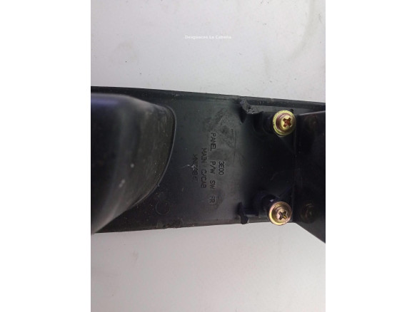 MANDO ELEVALUNAS PUERTA LAT DEL IZQ MITSUBISHI L 200 / TRITON (KA_T, KB_T)|Desguaces La Cabaña