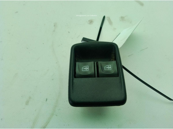 254118722R MANDO ELEVALUNAS PUERTA LAT DEL IZQ RENAULT TRAFIC III Furgón (FG_)|Desguaces La Cabaña