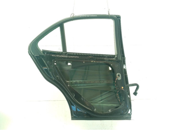 A2047302100 PUERTA LAT TRA IZQ MERCEDES BENZ CLASE C (W204)|Desguaces La Cabaña