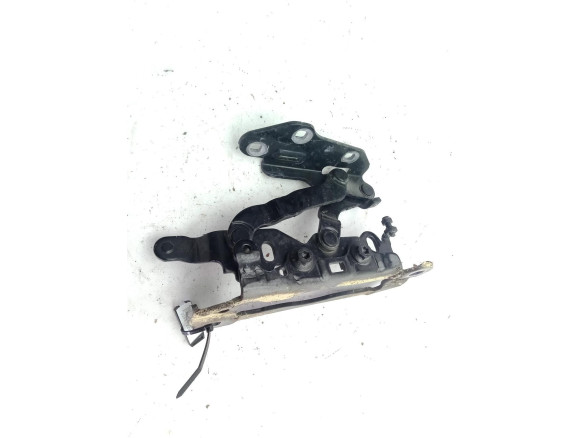A2048800828 BISAGRA CAPO DER MERCEDES BENZ CLASE C (W204)|Desguaces La Cabaña