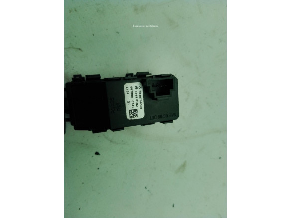 INTERRUPTOR WARNING MERCEDES BENZ CLASE C (W204)|Desguaces La Cabaña