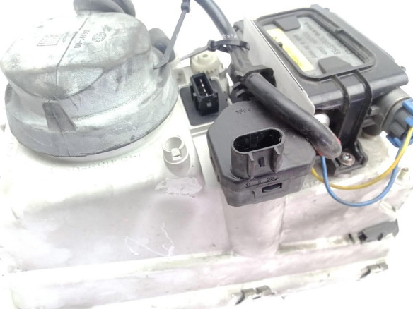 3345702 FARO IZQUIERDO VOLVO V40 Ranchera familiar (645)|Desguaces La Cabaña