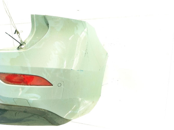 PARAGOLPES TRA VOLVO V40 Fastback (525, 526)|Desguaces La Cabaña