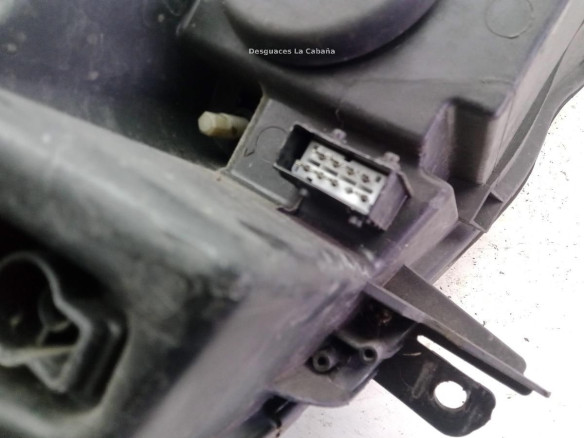 620890 FARO IZQUIERDO PEUGEOT 407 SW (6E_)|Desguaces La Cabaña