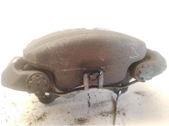 PINZA DEL IZQ AUDI Q5 (8RB)|Desguaces La Cabaña