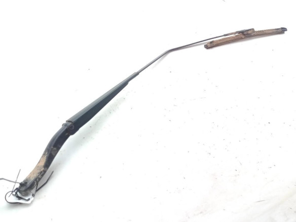 288860088R BRAZO LIMPIAPARABRISAS DEL DER RENAULT CAPTUR II (HF_)|Desguaces La Cabaña