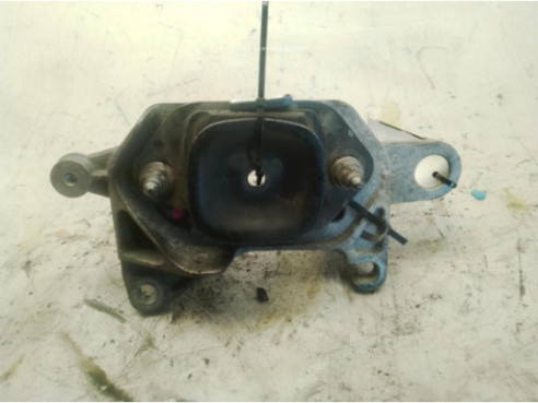 SOPORTE MOTOR IZQ NISSAN QASHQAI II Todo terreno, cerrada (J11, J11_)|Desguaces La Cabaña