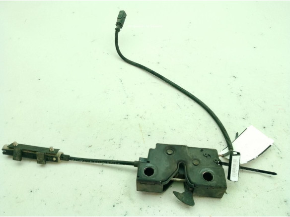 2K5823509E CERRADURA CAPO VW TOURAN (1T3)|Desguaces La Cabaña