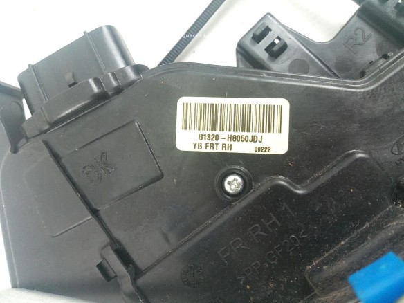 81320H8050 CERRADURA PUERTA LAT DEL DER KIA STONIC (YB) |Desguaces La Cabaña