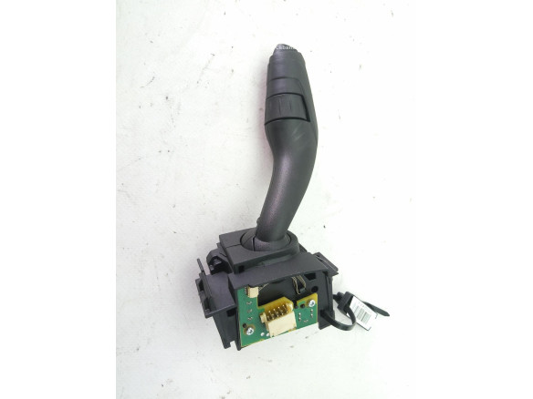 F1FT17A553BA MANDO LIMPIAPARABRISAS FORD FOCUS III |Desguaces La Cabaña