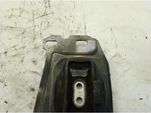 9673768480 SOPORTE MOTOR IZQ PEUGEOT 3008 SUV (M_)|Desguaces La Cabaña
