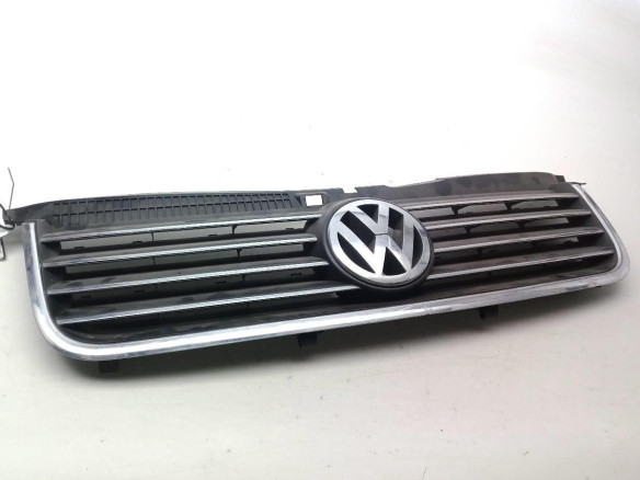 3B0853651K REJILLA PARAGOLPES DEL CENTRAL VW PASSAT (3B3)|Desguaces La Cabaña
