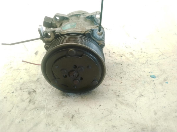 0425704404 COMPRESOR AA AUDI 80 (8C2, B4)|Desguaces La Cabaña