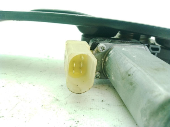 51357281884 ELEVALUNAS PUERTA LAT TRA DER BMW 1 (F20)|Desguaces La Cabaña