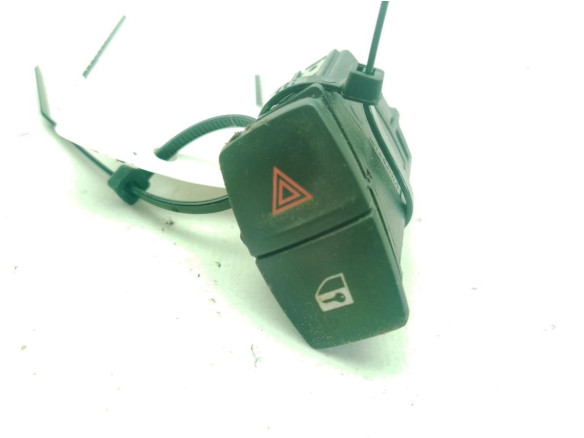 9231786 INTERRUPTOR WARNING BMW 4 Gran Coupe (F36)|Desguaces La Cabaña