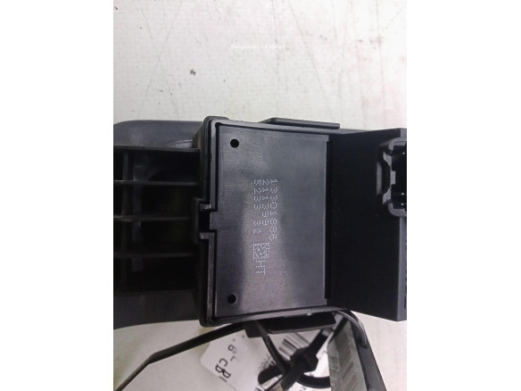 13301886 MANDO ELEVALUNAS PUERTA LAT DEL DER OPEL ZAFIRA TOURER C (P12)|Desguaces La Cabaña