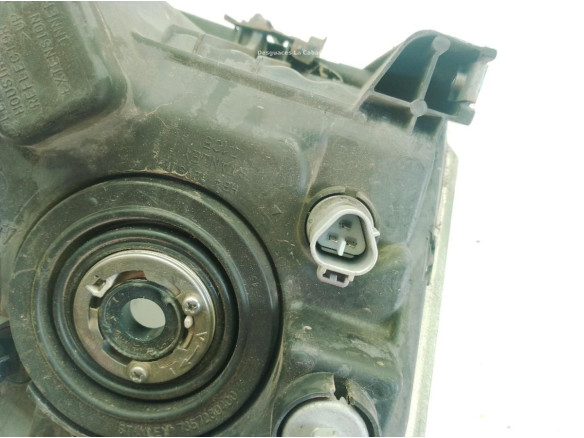 811700F060 FARO IZQUIERDO TOYOTA COROLLA Verso (ZER_, ZZE12_, R1_)|Desguaces La Cabaña