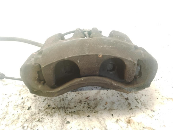 A0044205383 PINZA DEL IZQ MERCEDES BENZ VIANO (W639)|Desguaces La Cabaña