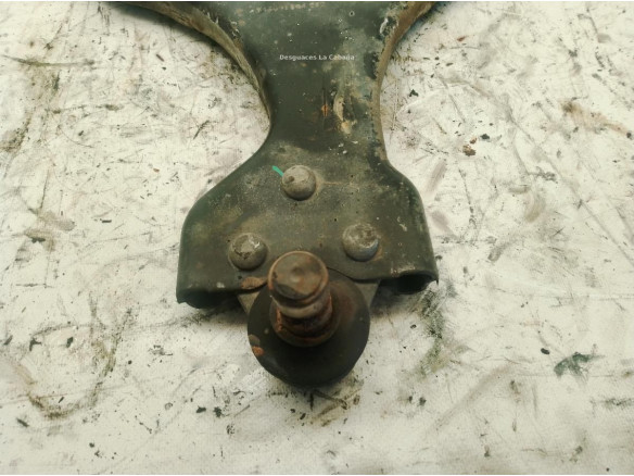 A6393300910 BRAZO SUSPENSION DEL DER INF MERCEDES BENZ VIANO (W639)|Desguaces La Cabaña