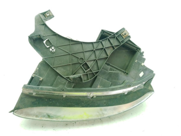 8E0941030C FARO DERECHO AUDI A4 Avant (8E5, B6)|Desguaces La Cabaña