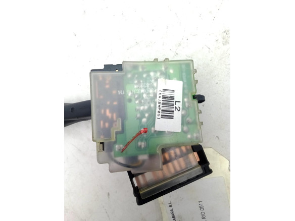 SinValor MANDO LIMPIAPARABRISAS KIA RIO II (JB) |Desguaces La Cabaña