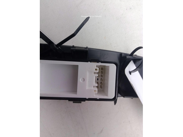 KD4566370 MANDO ELEVALUNAS PUERTA LAT DEL DER MAZDA CX-5 (KE, GH)|Desguaces La Cabaña
