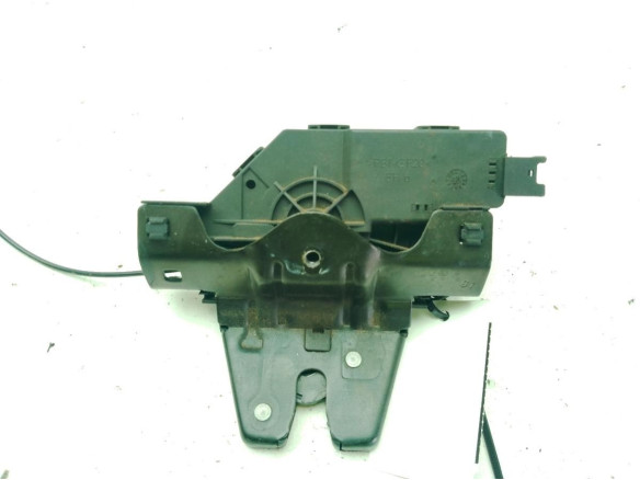 51247840617 CERRADURA PORTON / TAPA MALETA BMW 1 (E87)|Desguaces La Cabaña